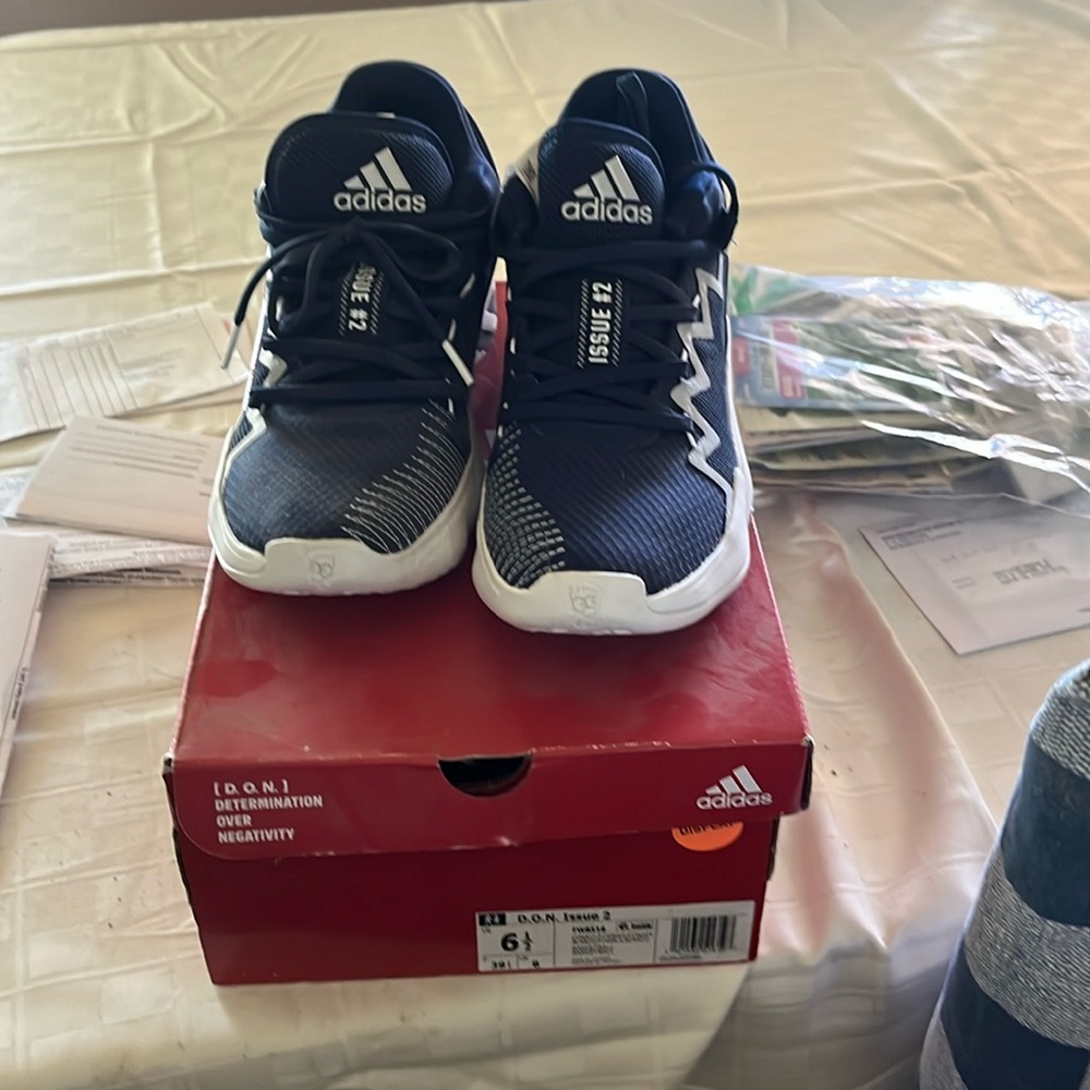 Adidas DON Issue 2